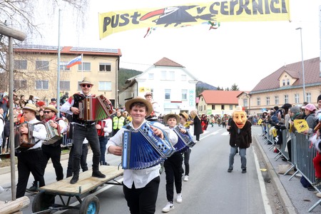 ZLATA POROKA PUSTNI KARNEVAL 29 FOTO LJUBO VUKELIČ